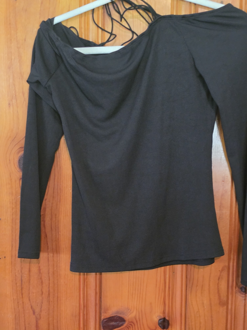 SHEIN Black Off-Shoulder Long Sleeve Crop Top - Picture 11 of 13